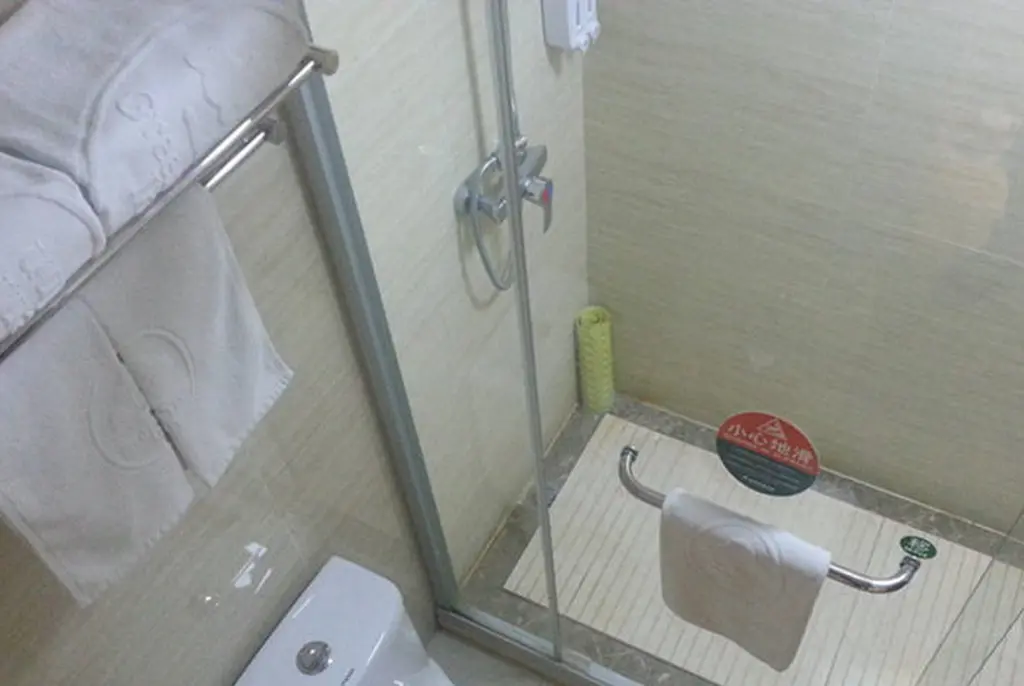 Шанхай: GreenTree Inn Taicang Liuhe Passenger Station Express Hotel