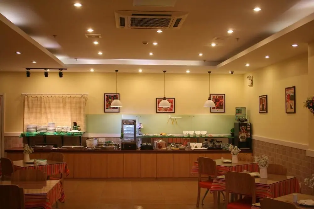 Шанхай: Greentree Inn Suzhou Luzhi Ancient Town Hotel
