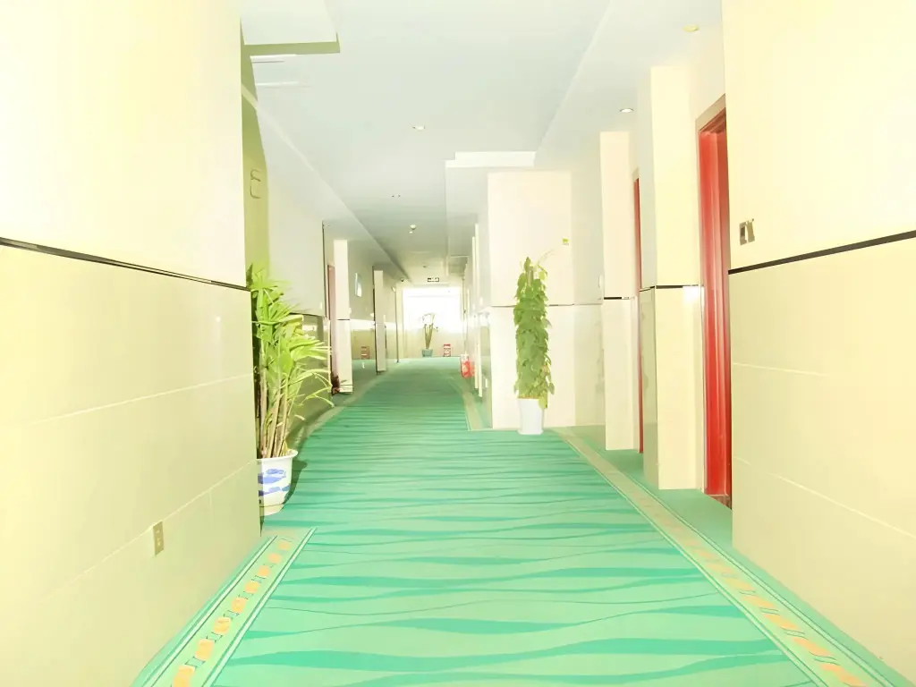 Янчжоу: GreenTree Inn YangZhou West KaiFa Road Baolong Square Express Hotel