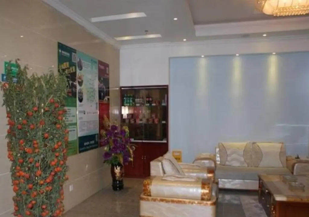 Янчжоу: GreenTree Inn Jiangsu Yangzhou Jiangdu Bus Station Express Hotel