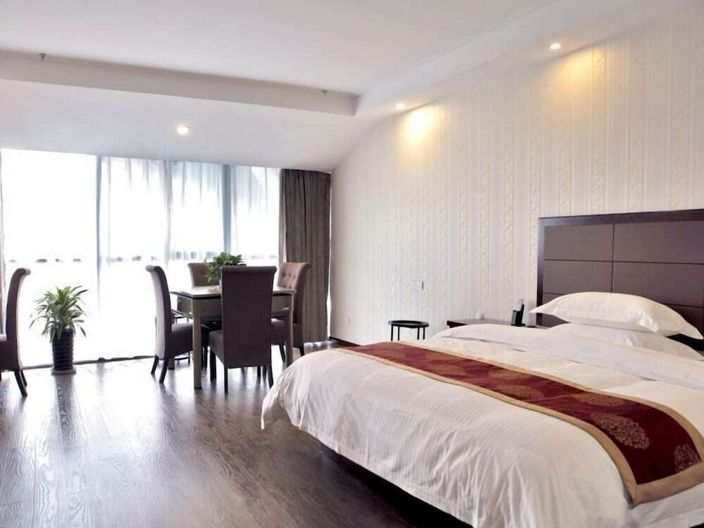 Наньтун: Greentree Inn Zhongnan Century City Express Hotel