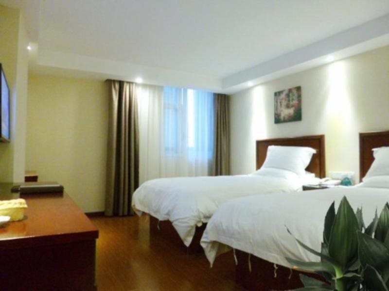 Юйлинь: GreenTree Inn Guangxi Yulin Jincheng Commercial Building Shell Hotel