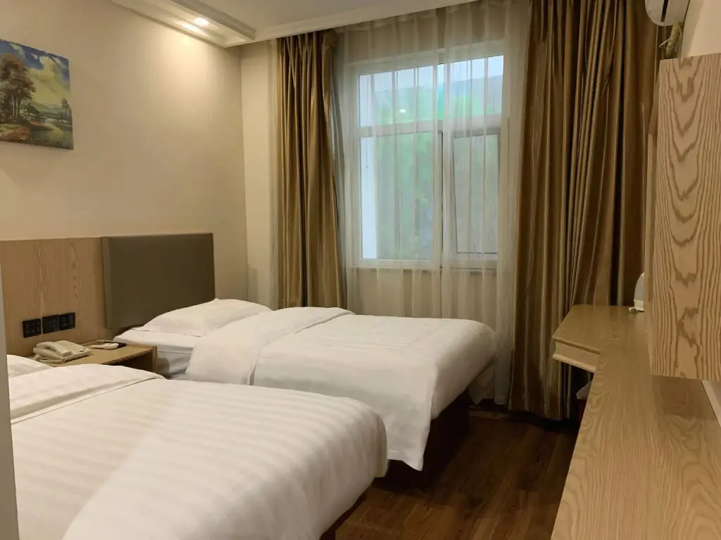 Пекин: GreenTree Inn Beijing ChanGYAng Town Jiazhou Shuijun Express Hotel