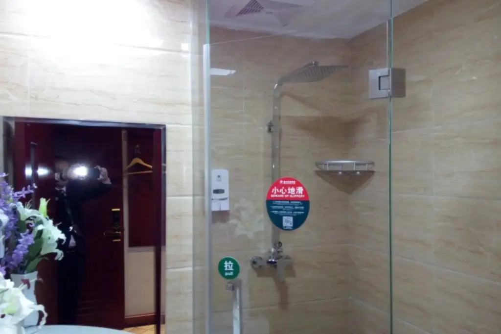 Голмуд: GreenTree Inn Geermu Walking Street Business Hotel