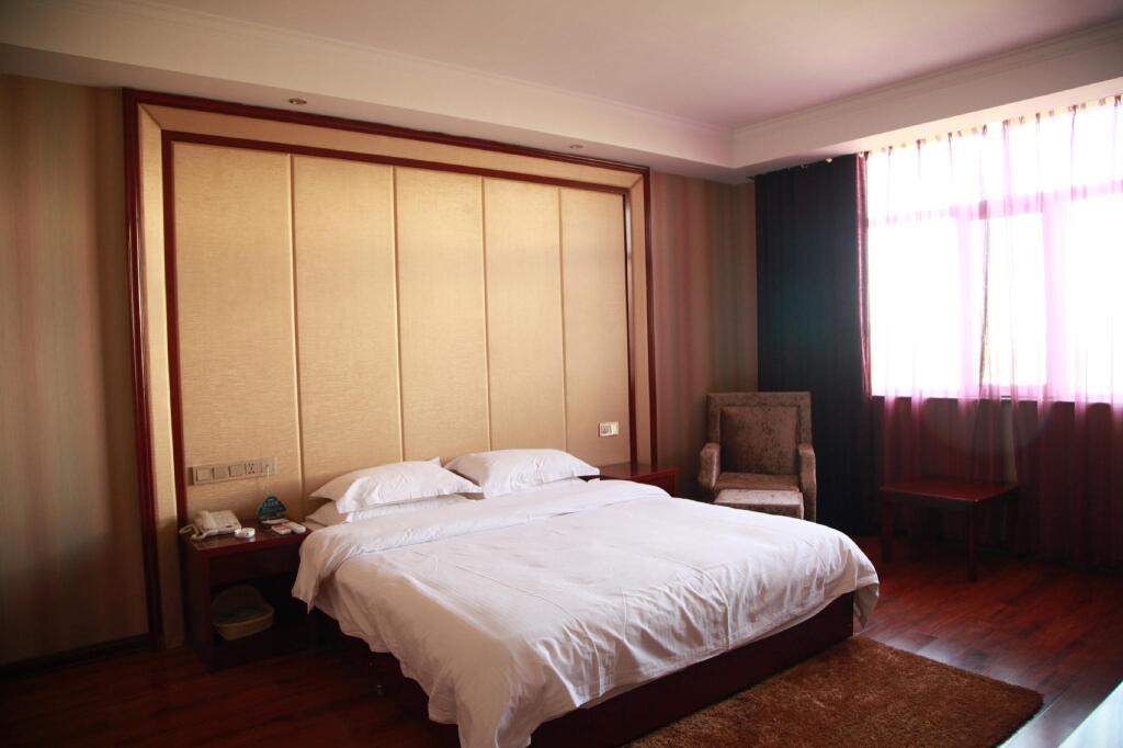GreenTree Inn Jiayuguan Xinhua Nan Road — фото 1