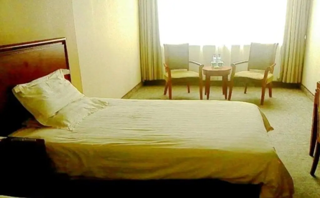 GreenTree Inn JiangSu WuXi BinHu TaiHu Pearl Development Mansion Business Hotel — фото 1