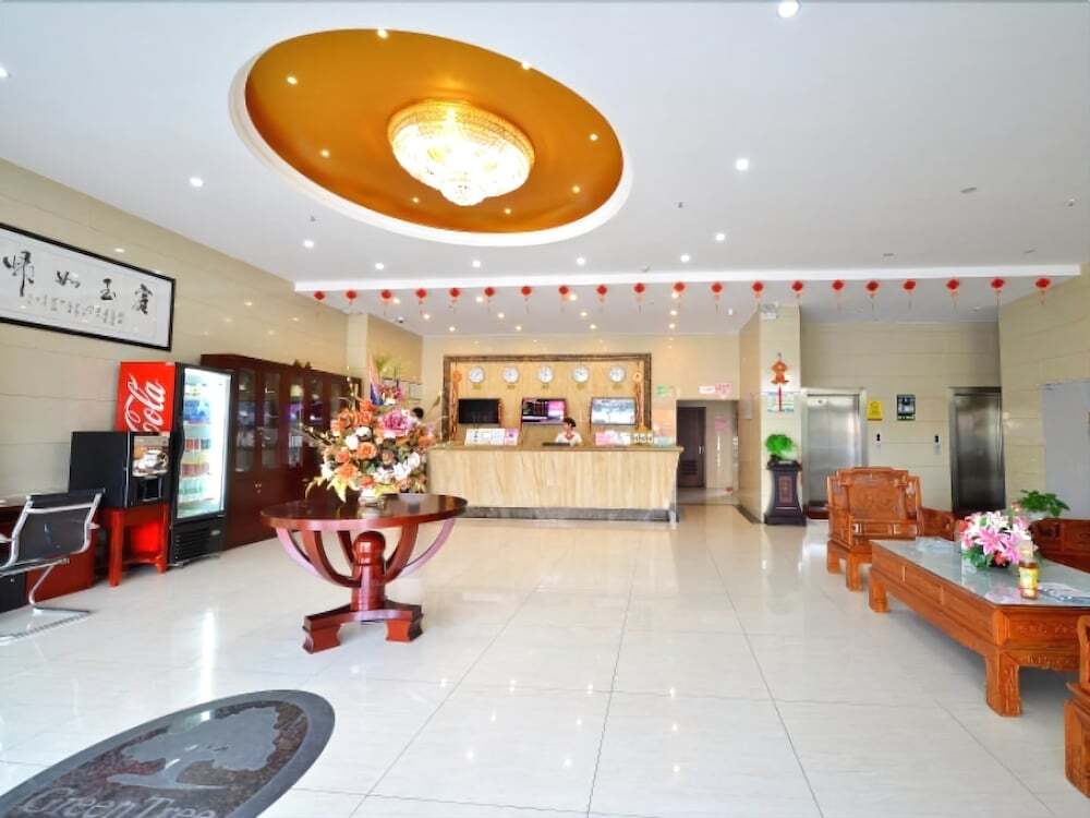 GreenTree Inn WuXi DongTing Leather City Express Hotel — фото 1