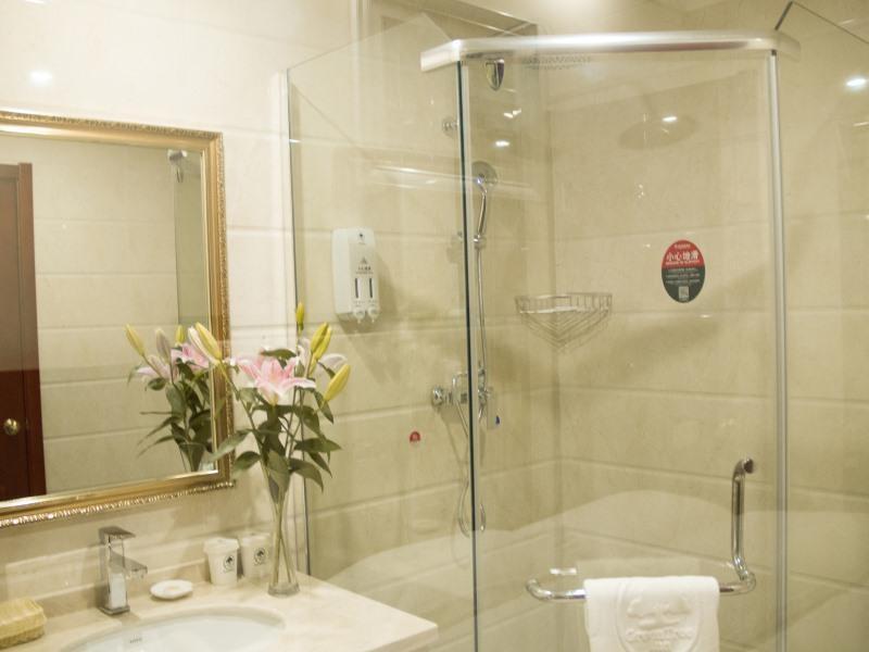 Чичжоу: GreenTree Inn JiangSu Wuxi Jiangyin City QinGYAng Town Fuqian Road Express Hotel