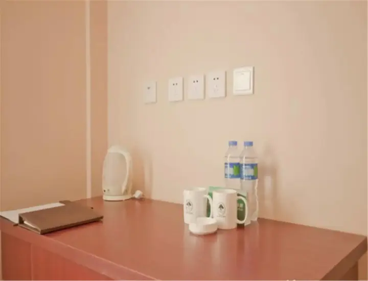 Далянь: GreenTree Inn Liaoning Dalian Railway Station South Shengli Square Express Hotel