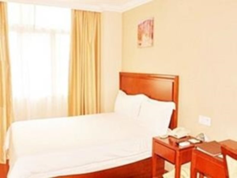 Шэньчжэнь: GreenTree Inn Shenzhen Zhong Ying Street