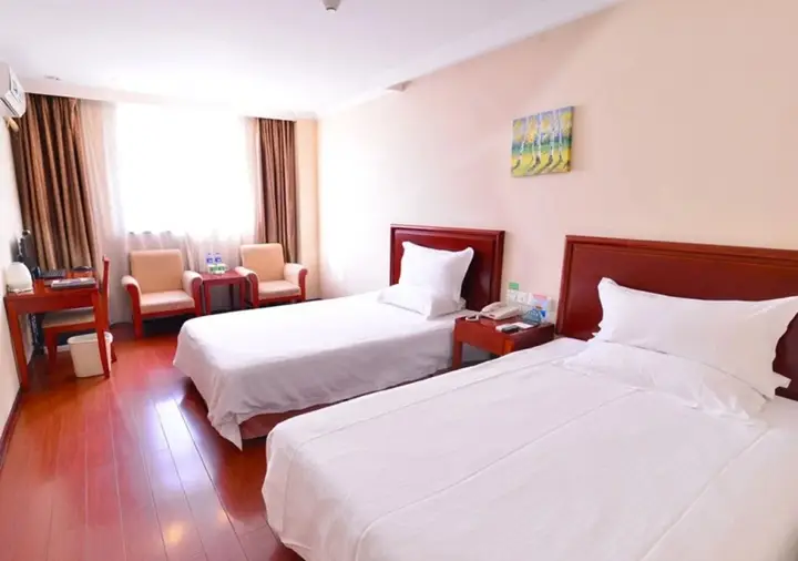 Фучжоу: GreenTree Inn Fuzhou Sanfang Qixiang Express Hotel