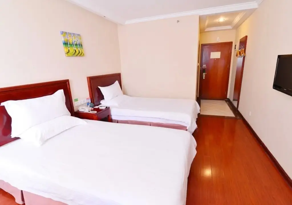 Фучжоу: GreenTree Inn Fuzhou Sanfang Qixiang Express Hotel