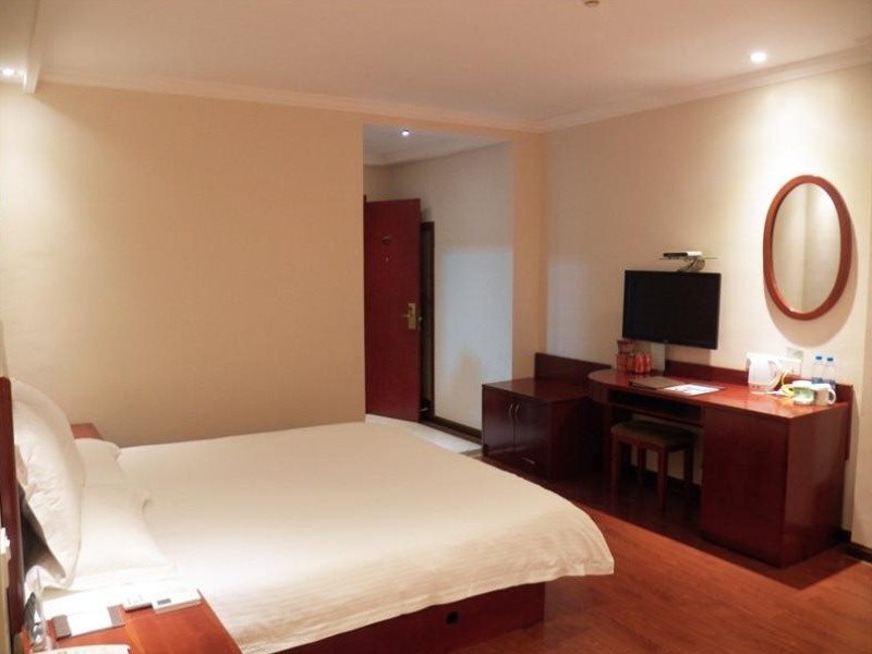 Фучжоу: GreenTree Inn Fujian Pingtan Xihang Road Express Hotel