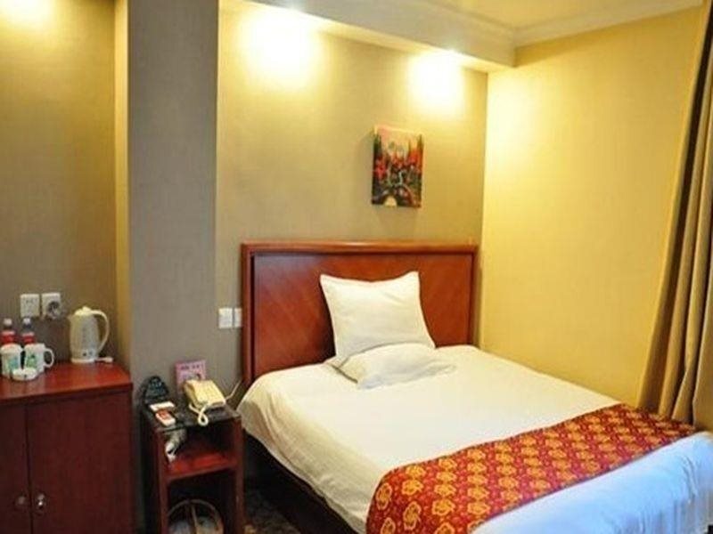 Гуйян: GreenTree Inn (Guiyang Xiaoshizi)