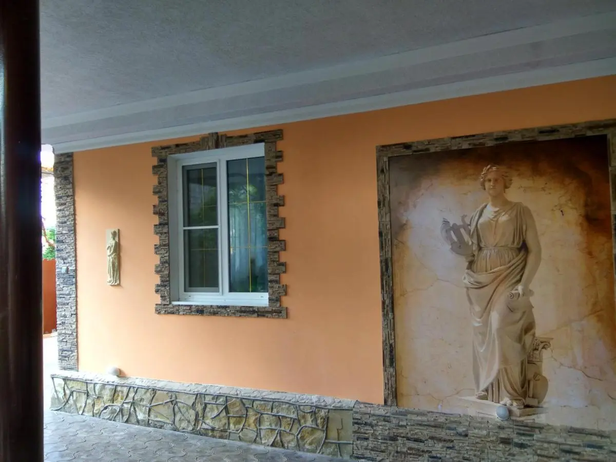 Витязево: Guesthouse Novosolov