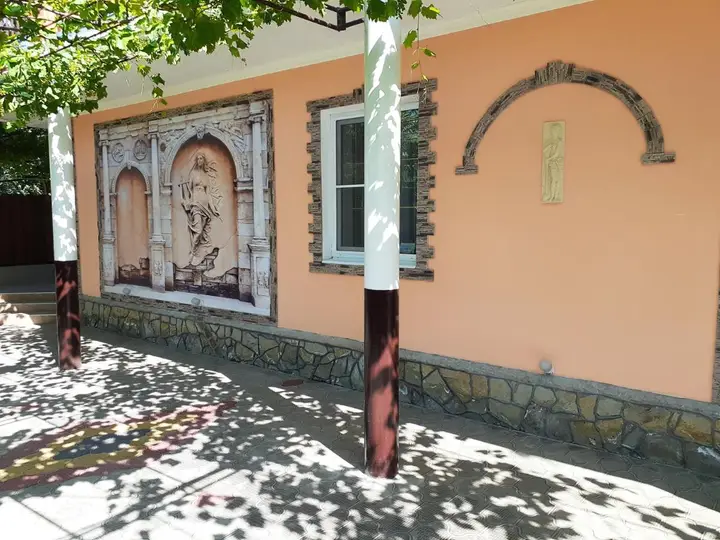 Витязево: Guesthouse Novosolov