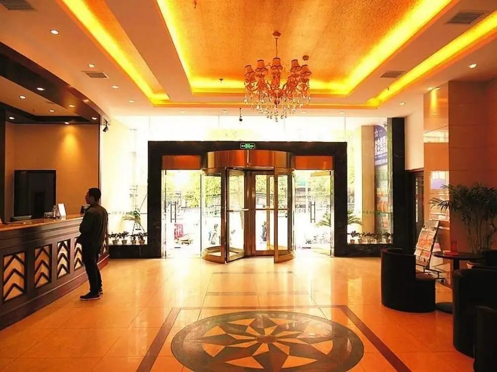 Наньчан: GreenTree Inn Nanchang Xihu District Railway Station Zhanqian Road Express Hotel