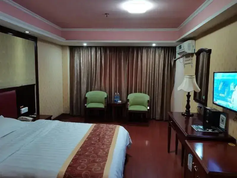 Шэньчжэнь: GreenTree Alliance Guangdong Shenzhen Pinghu Avenue Jingdu Town Hotel