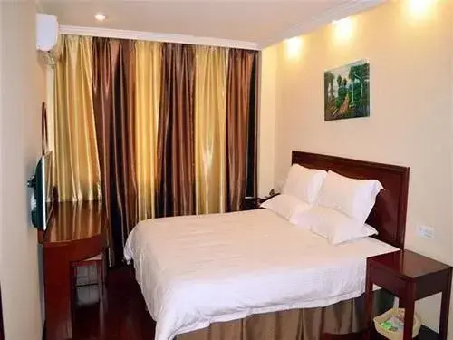 Пекин: GreenTree Inn Beijing Changping Shahe Zhuxinzhuang Railway Station Express Hotel