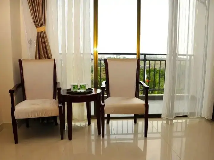 Санья: GreenTree Inn Hainan Sanya Fenghuang Jichang Road Business Hotel