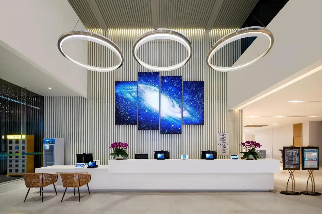 Санья: GreenTree Inn Hainan Sanya Fenghuang Jichang Road Business Hotel