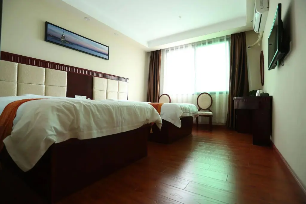 Гуанчжоу: GreenTree Inn Guangzhou Baiyun International Airport Huaxi Road Express Hotel