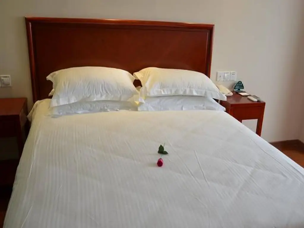 Пекин: GreenTree Inn Beijing Miyun West Bridge Road Haiyi Manor Express Hotel
