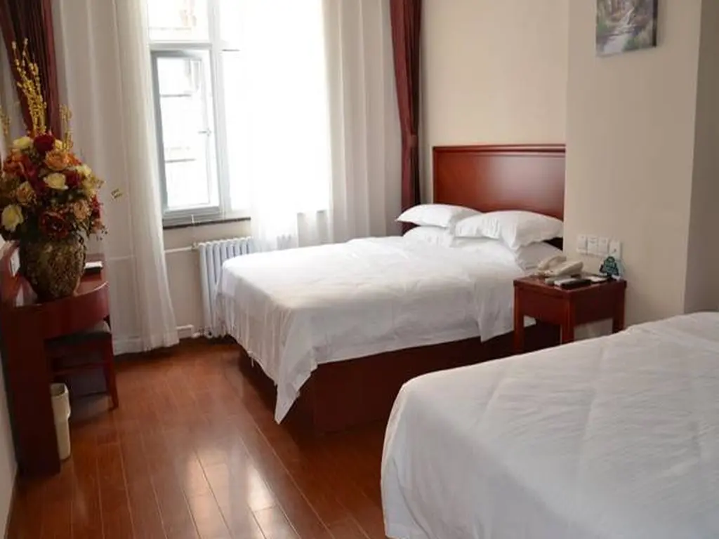 Пекин: GreenTree Inn Beijing Miyun West Bridge Road Haiyi Manor Express Hotel