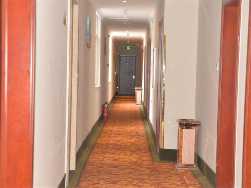 Пекин: GreenTree Inn BeiJing TongZhou District XuXinZhuang Town TongShun Road CaoSi Village Shell Hotel