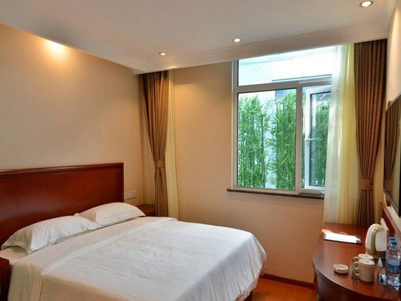 Пекин: GreenTree Inn Beijing Changping District Huilongguan Pingxifu Metro Station Express Hotel