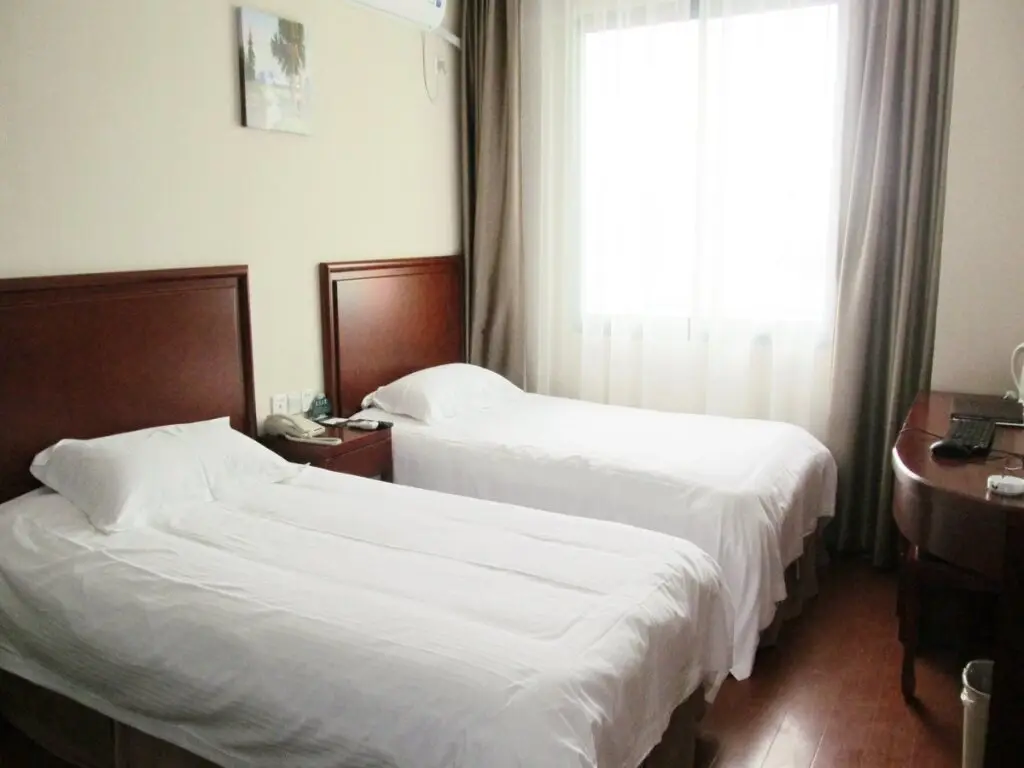Хэфэй: GreenTree Inn Hefei Railway Station Shell Hotel
