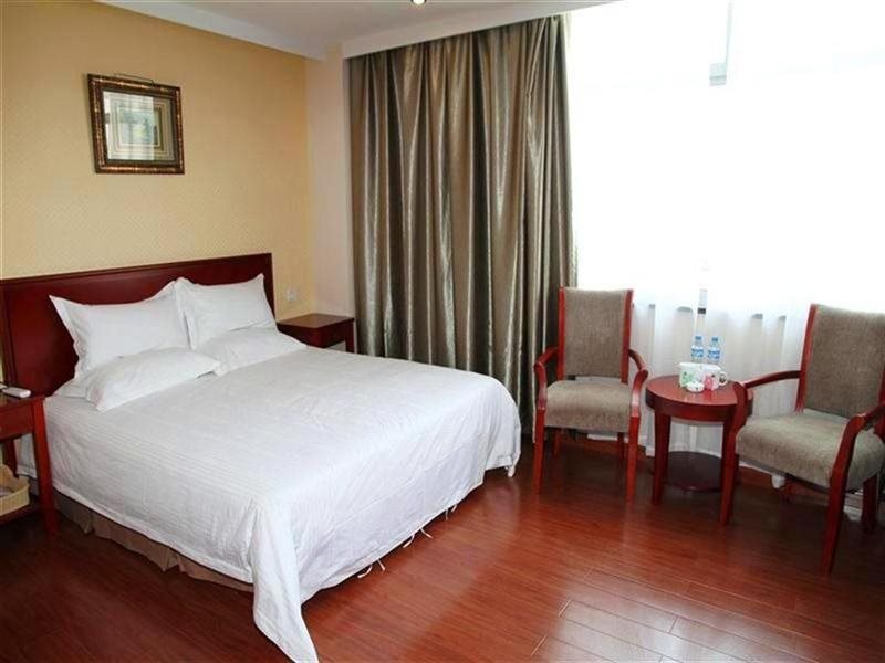 Хэфэй: GreenTree Inn Anhui Hefei Yuxi Road Yufeng Flower Fair Express Hotel