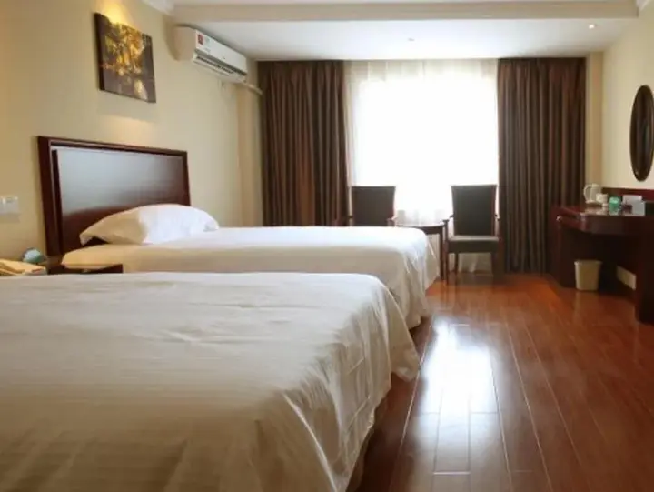 Нинбо: Green Tree Inn Ningbo Train East Station Business Hotel