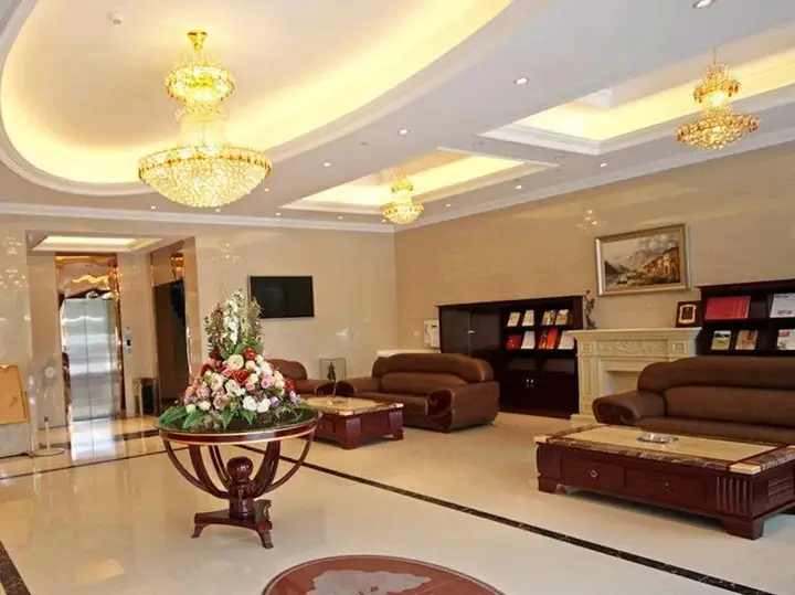 Нинбо: Green Tree Inn Ningbo Train East Station Business Hotel