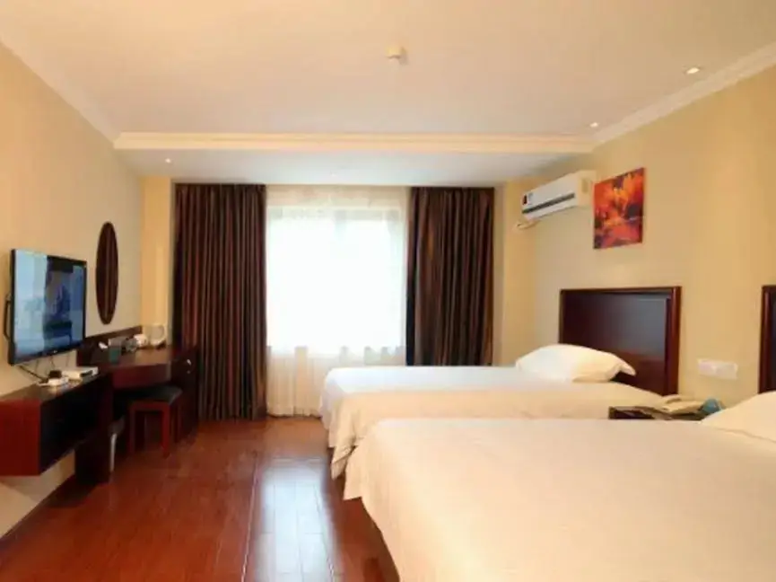 Нинбо: Green Tree Inn Ningbo Train East Station Business Hotel