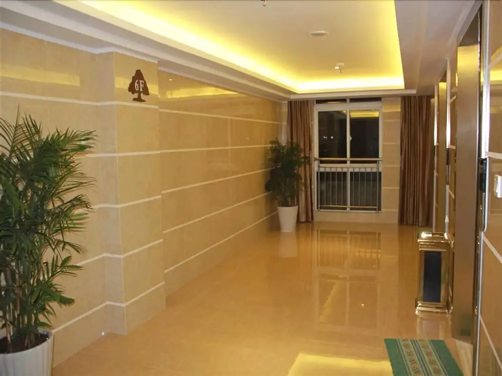 Цзясинь: GreenTree Inn Jiaxing Zhongan Business Hotel