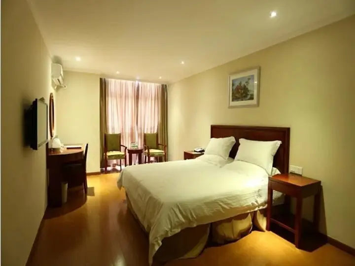 Цзясинь: GreenTree Inn Jiaxing Zhongan Business Hotel