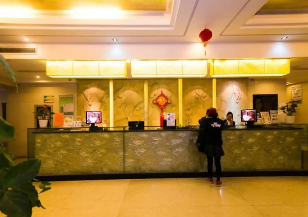 Ханчжоу: GreenTree Inn Zhejiang Hangzhou West Lake Avenue Business Hotel