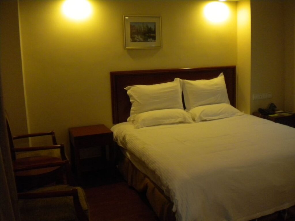 Ханчжоу: GreenTree Inn Zhejiang Hangzhou West Lake Leifengta Express Hotel