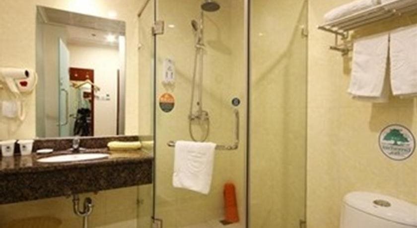 Ханчжоу: GreenTree Inn Zhejiang Hangzhou West Lake Leifengta Express Hotel