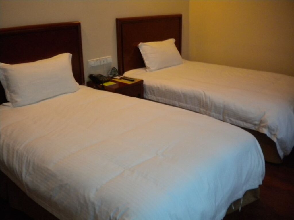 Ханчжоу: GreenTree Inn Zhejiang Hangzhou West Lake Leifengta Express Hotel