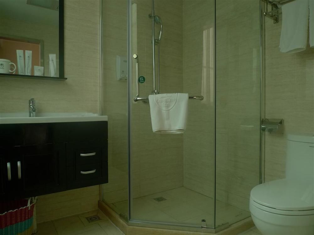 Ханчжоу: GreenTree Inn Zhejiang Hangzhou West Lake Leifengta Express Hotel