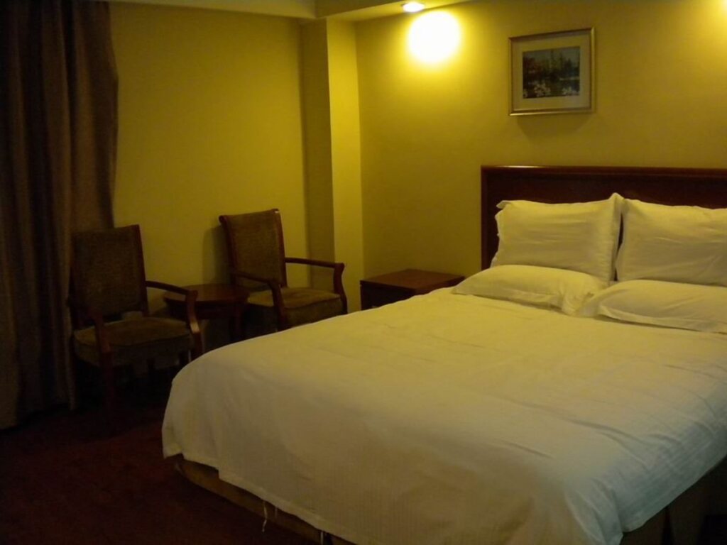 Ханчжоу: GreenTree Inn Zhejiang Hangzhou West Lake Leifengta Express Hotel