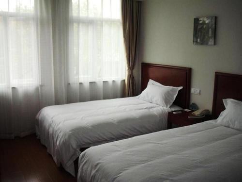 GreenTree Inn Zhejiang Ningbo  East Tianyi Plaza Baizhuang Road Express Hotel — фото 1