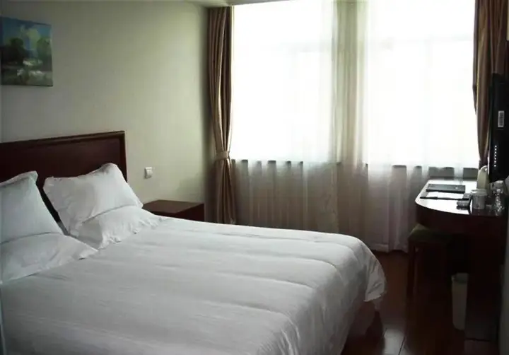 Нинбо: GreenTree Inn Zhejiang Ningbo Passenger Transport Center Tongda Road Shell Hotel