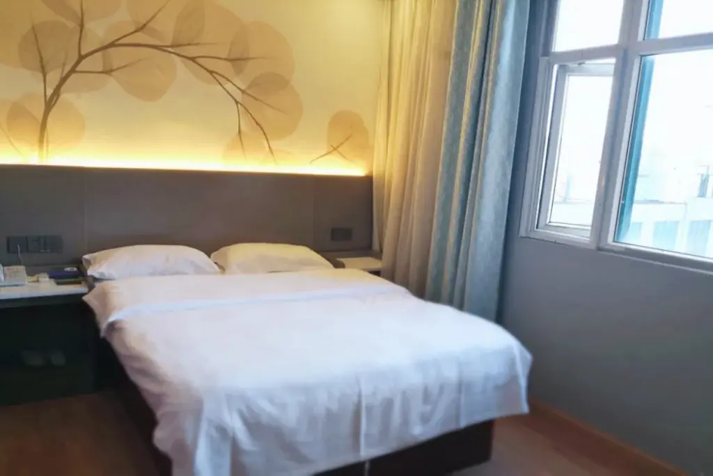 Нинбо: GreenTree Inn Ningbo Dongqianhu Yinxian Mozhi North Road Business Hotel