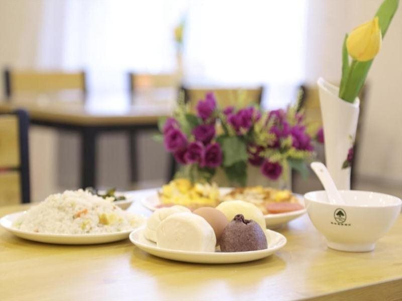 Нинбо: GreenTree Inn Ningbo Dongqianhu Yinxian Mozhi North Road Business Hotel
