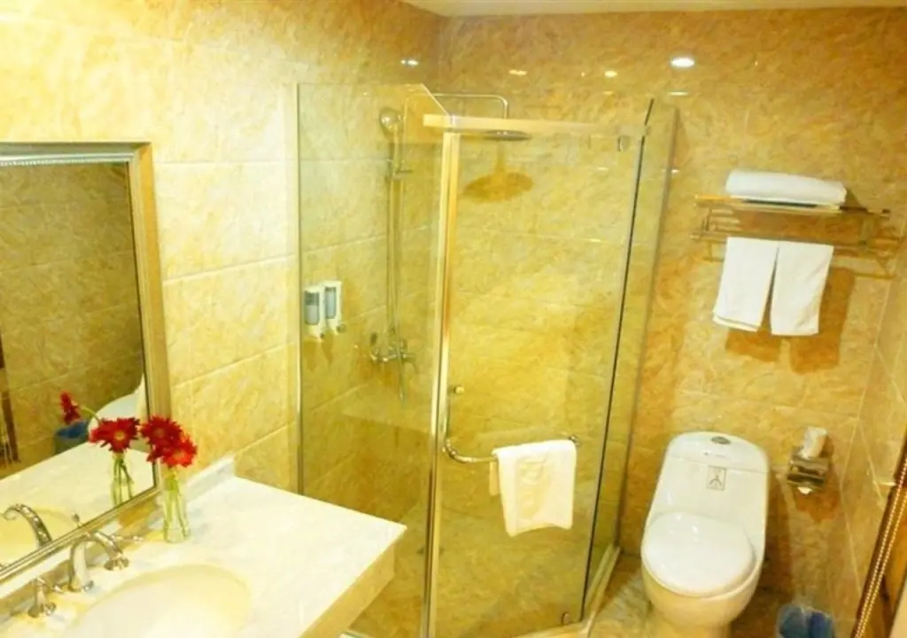 Нанкин: GreenTree Alliance NanJing HongYang Square QiaoBei Passenger Station Hotel