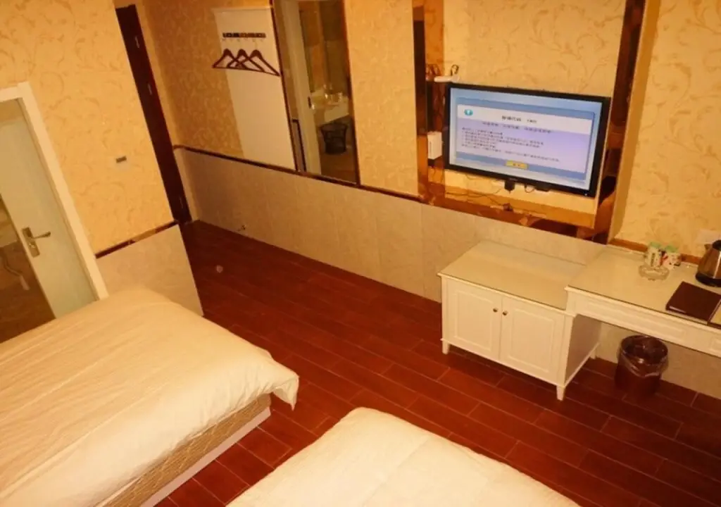 Нанкин: GreenTree Alliance NanJing HongYang Square QiaoBei Passenger Station Hotel