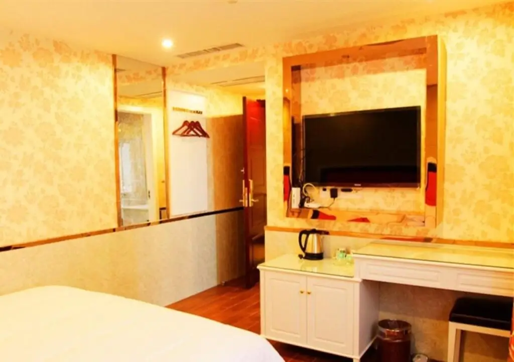 Нанкин: GreenTree Alliance NanJing HongYang Square QiaoBei Passenger Station Hotel